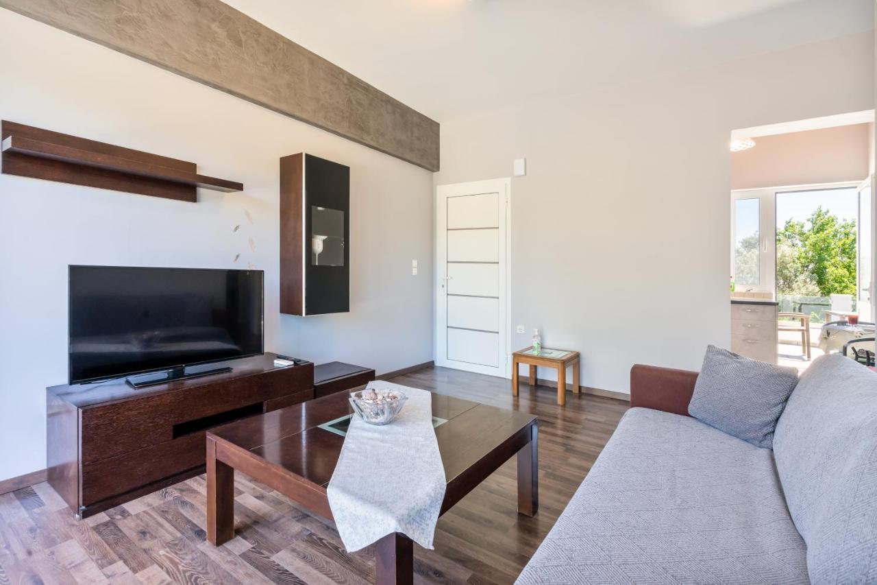 Aristos Garden Apartments Kalithies Esterno foto