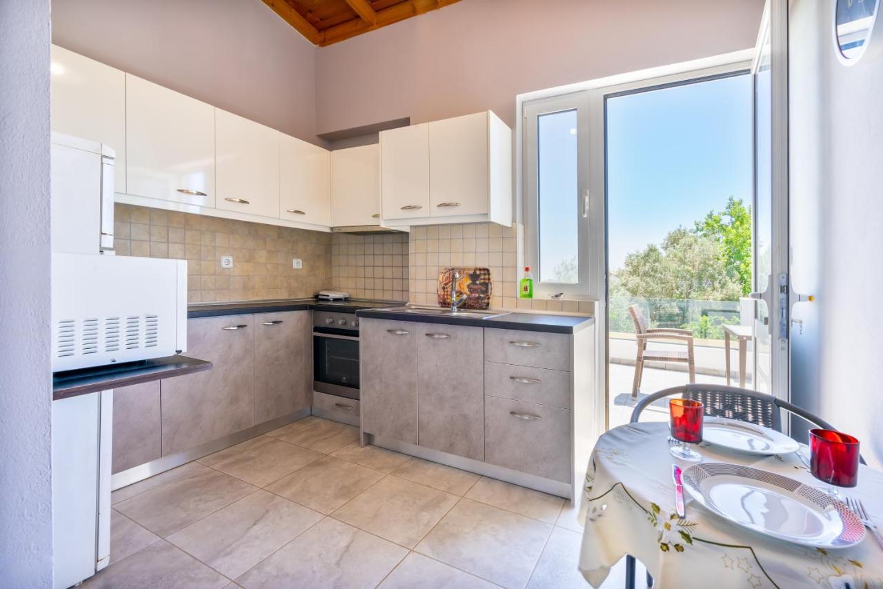 Aristos Garden Apartments Kalithies Esterno foto