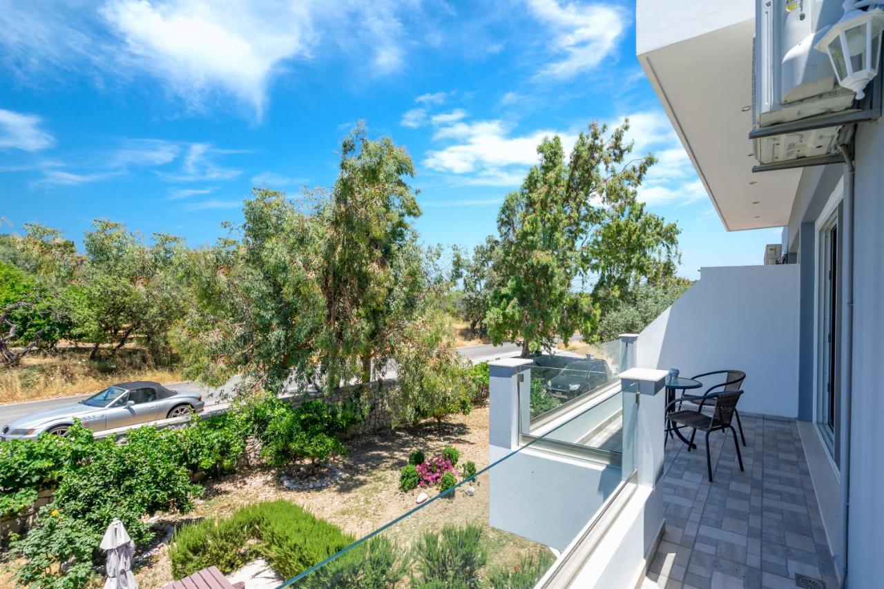 Aristos Garden Apartments Kalithies Esterno foto
