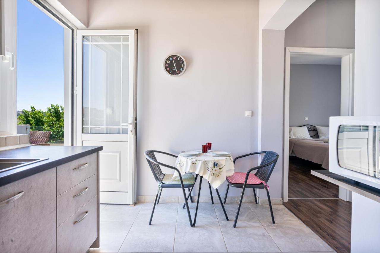 Aristos Garden Apartments Kalithies Esterno foto
